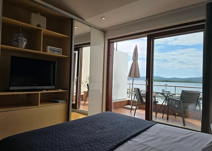 Oliva شقة توراني