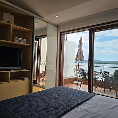 Oliva Appartement Turanj