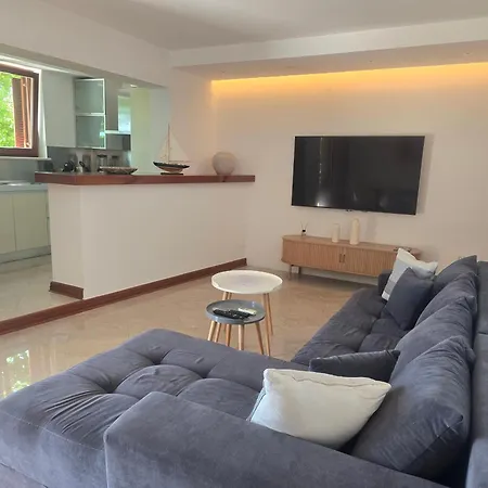 Seafront Oliva With Private Boat Mooring Apartament *